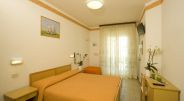 hotel due stelle a Riccione